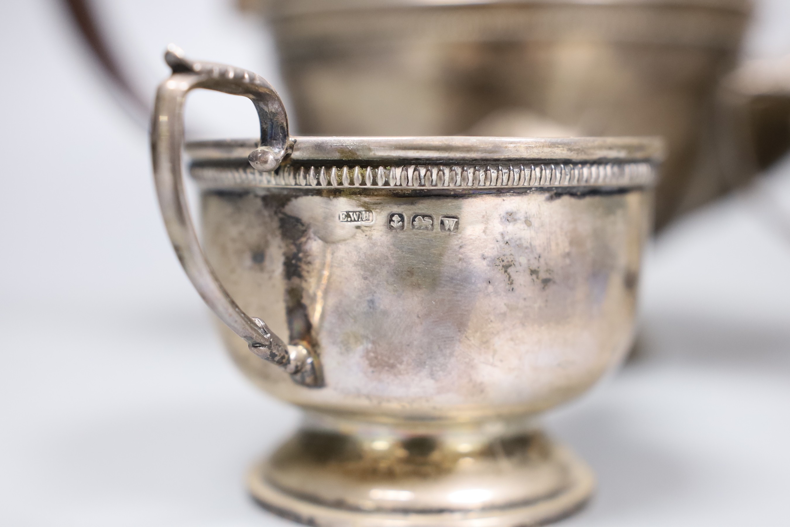 A silver three piece teaset, E. Haywood, Birmingham 1945